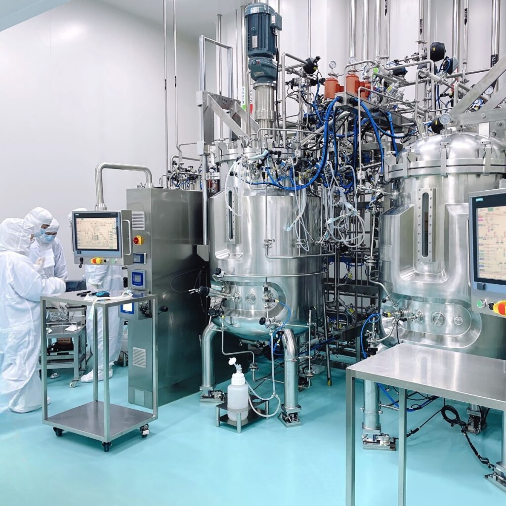 Vaccine production bioreactor